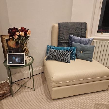 Quintessentially 'London' Flat Exterior photo