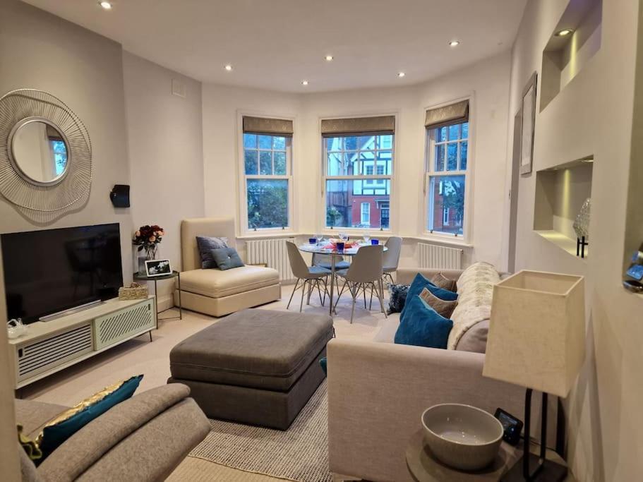 Quintessentially 'London' Flat Exterior photo