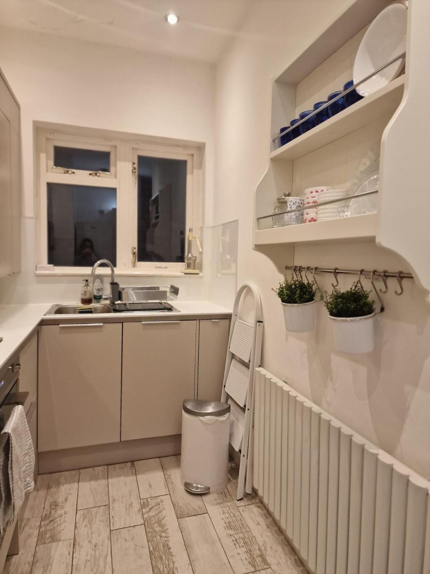 Quintessentially 'London' Flat Exterior photo